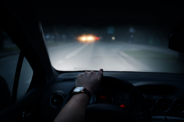 How to Handle the Challenges of Night Driving